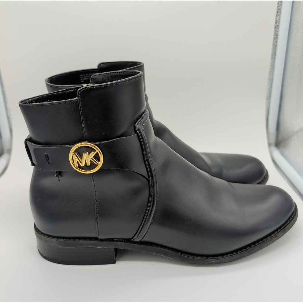 MICHAEL KORS Carmen Flat Black Faux Leather‎ Ankle Booties Women's Size 9 S122G - Picture 6 of 13
